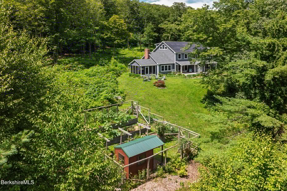 50 Old Village Rd Photo 57