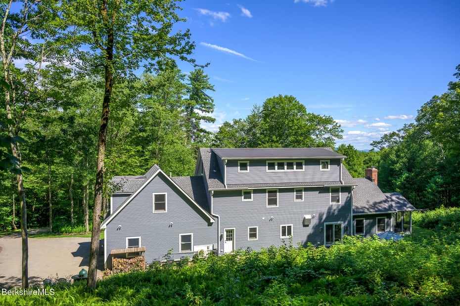 50 Old Village Rd Photo 55