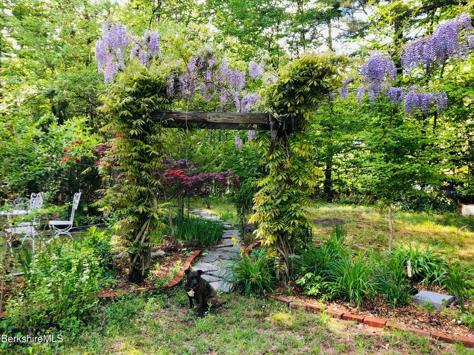 13 Jordan Rd Photo 44