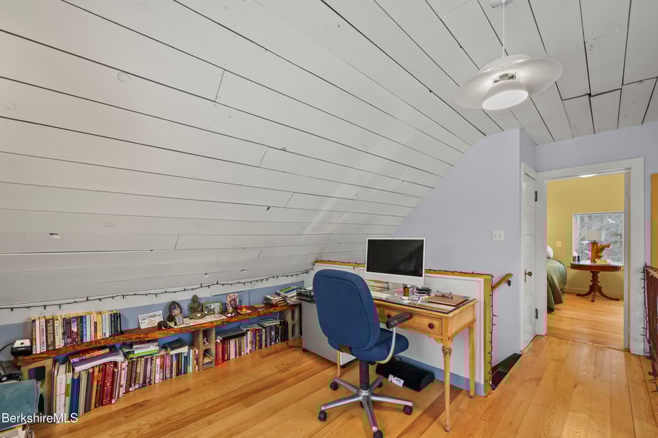 13 Jordan Rd Photo 26