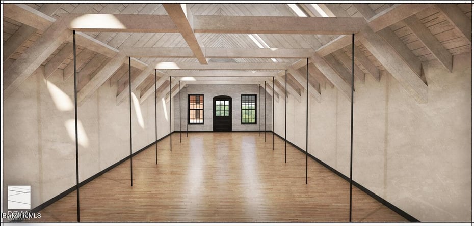 73 W Center St Photo 4