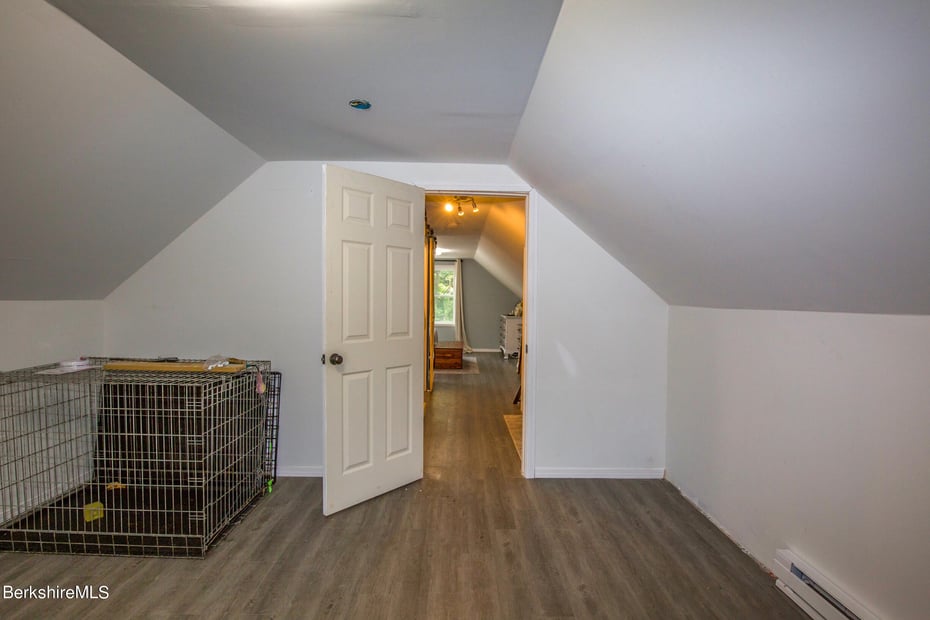 2 Walnut St Photo 27