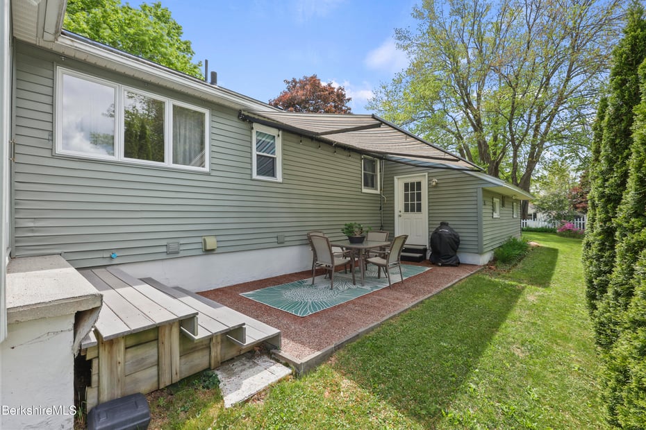 97 Morningview Dr Photo 8