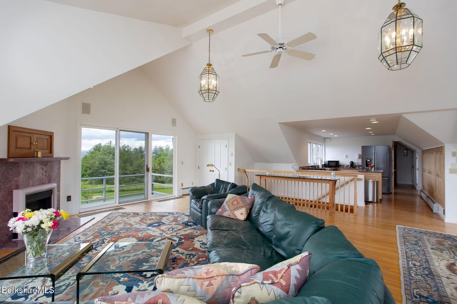 408 Washington Mountain Rd Photo 41