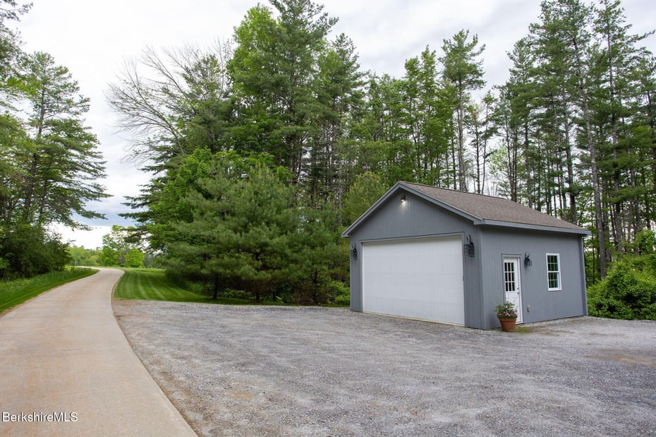 408 Washington Mountain Rd Photo 66