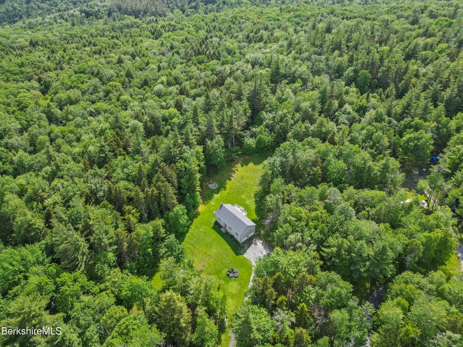 32 Scott Rd Photo 17