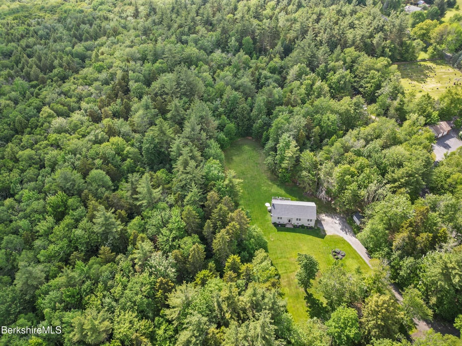 32 Scott Rd Photo 18