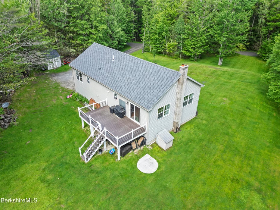 32 Scott Rd Photo 6