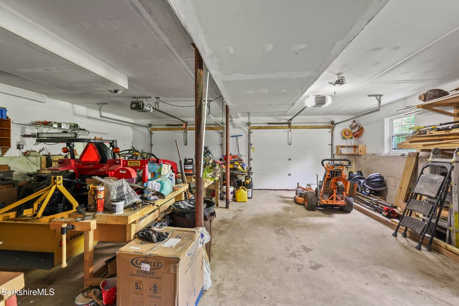 32 Scott Rd Photo 46
