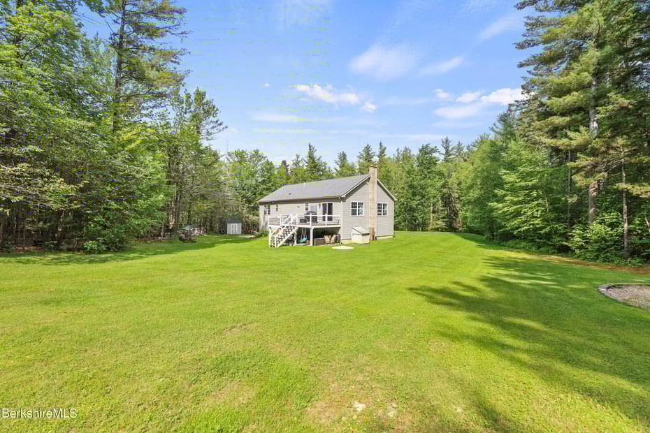 32 Scott Rd Photo 9