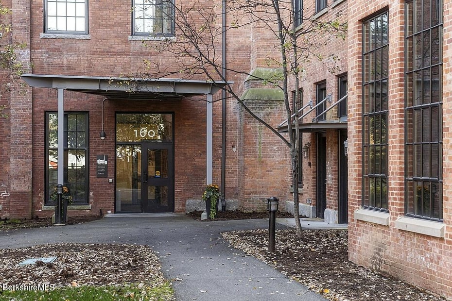 160 Water St  #407 Photo 27