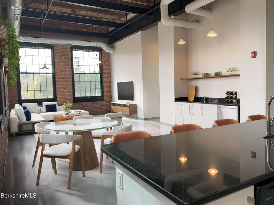 160 Water St  #407 Photo 2