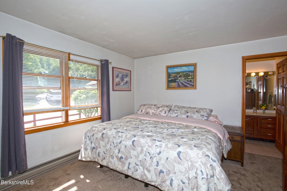 222 Brough Rd Photo 26