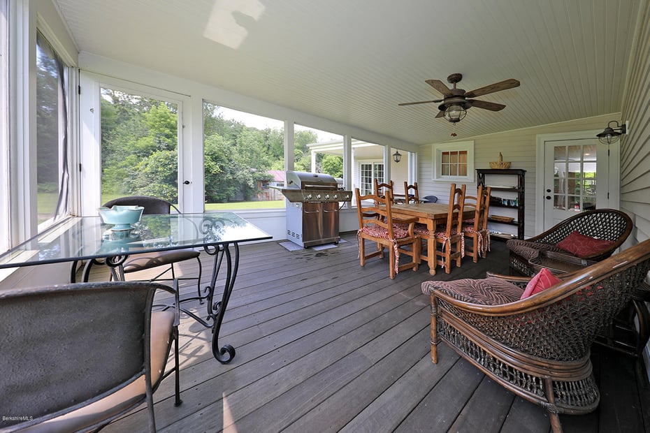 560 Stockbridge Rd Photo 47