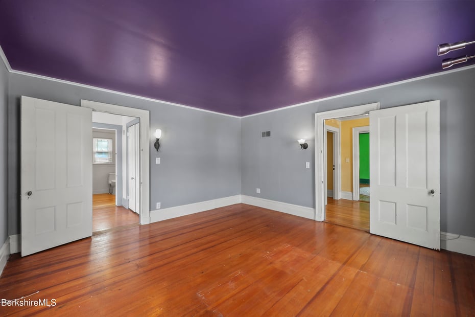 82 Cherry St Photo 30