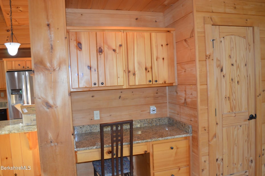 223 Silver Leaf Dr Photo 15