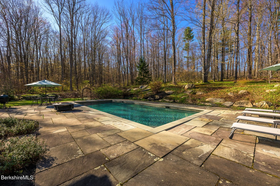 140 Beartown Mountain Rd Photo 44