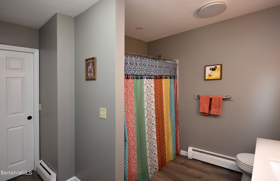 131 Wilshire Dr Photo 30
