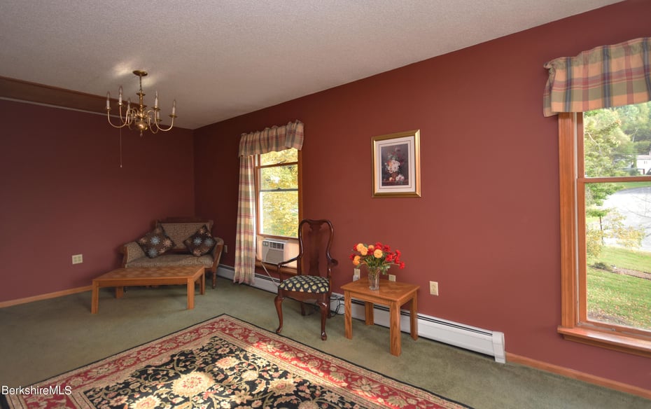 131 Wilshire Dr Photo 47