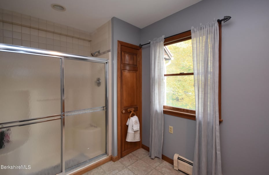 131 Wilshire Dr Photo 49