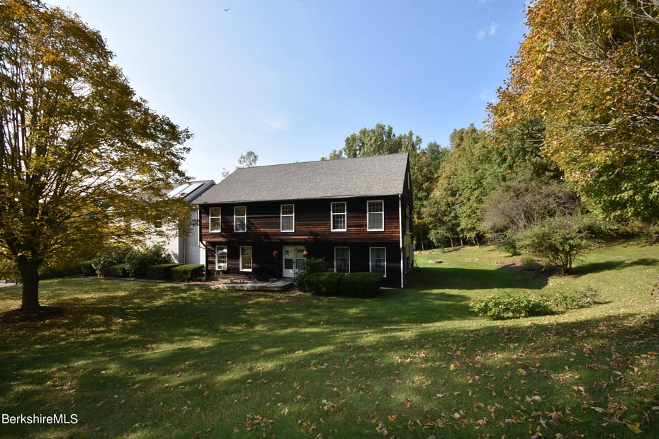 131 Wilshire Dr Photo 8