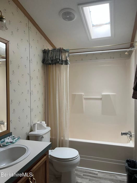 37 S South County Rd Photo 8