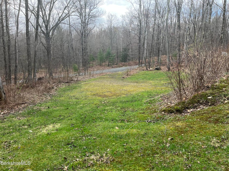 37 S South County Rd Photo 2