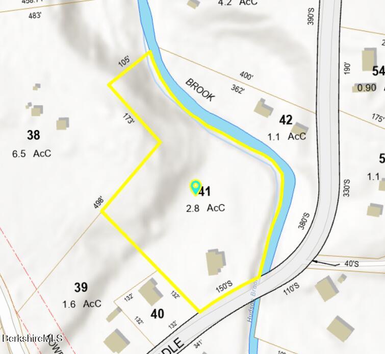 471 Middle Rd Photo 9