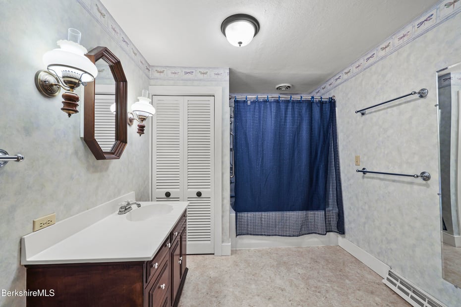 1772 Swamp Rd Photo 30