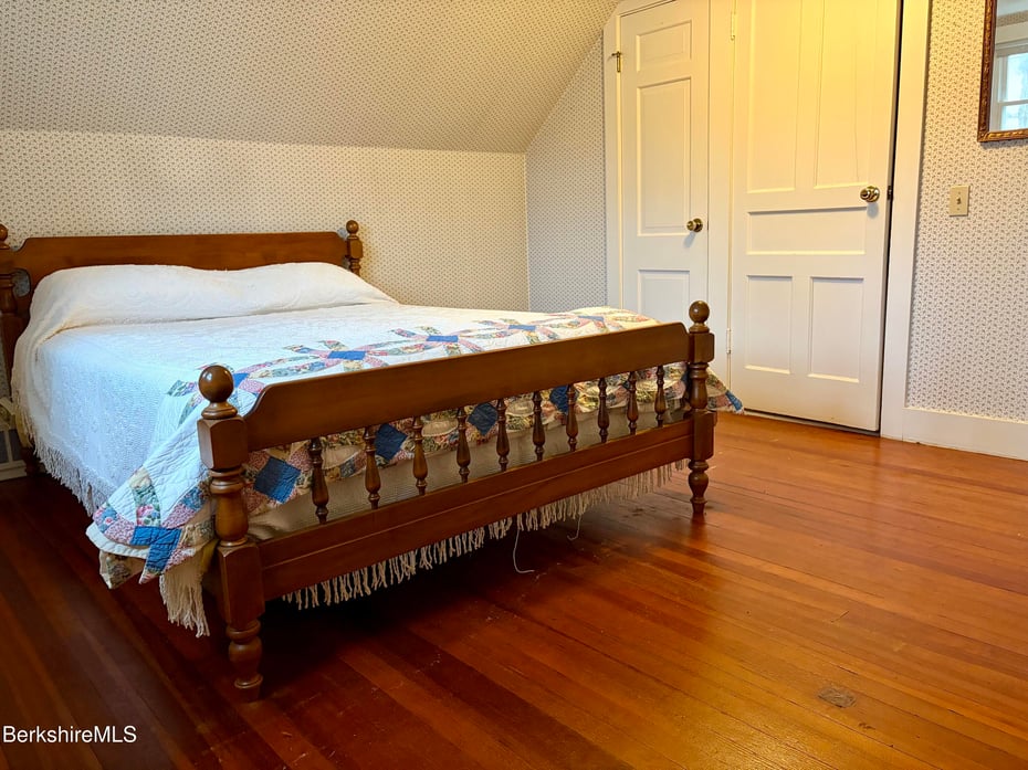 1772 Swamp Rd Photo 38