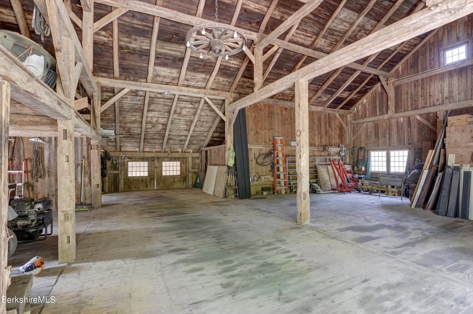 185 Keyes Hill Rd Photo 36