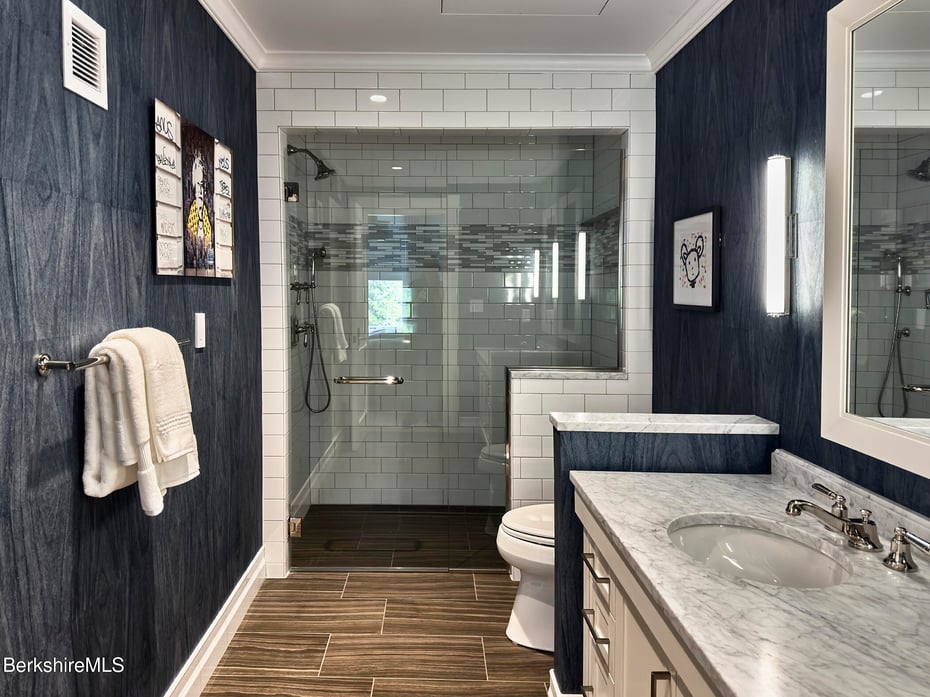 165 Kemble St #17 Photo 27
