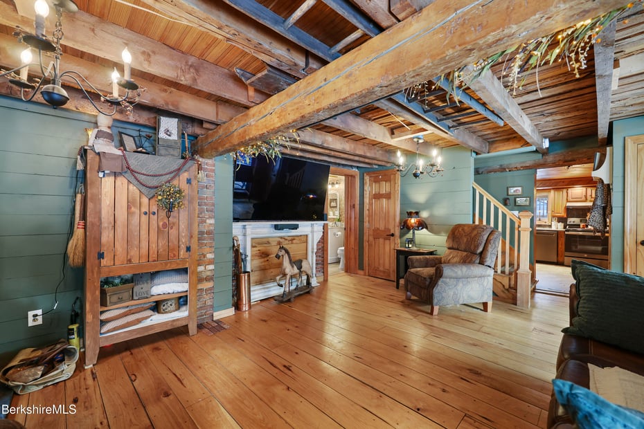 624 River Rd Photo 16