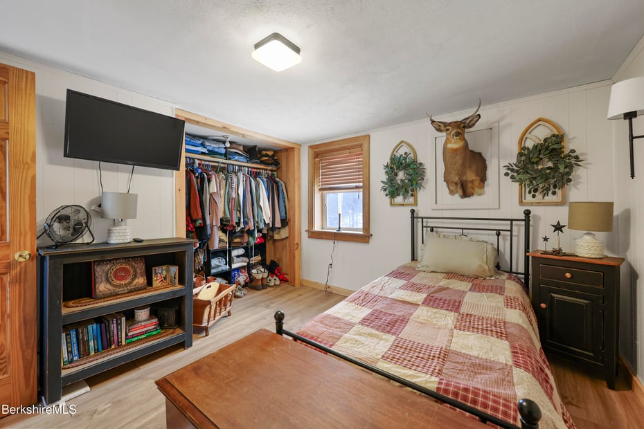 624 River Rd Photo 23