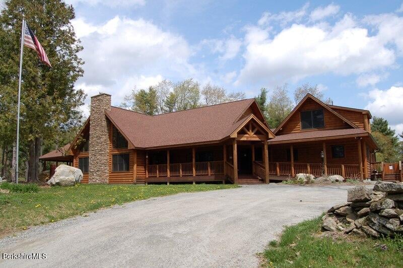 245 Clubhouse Dr Photo 22