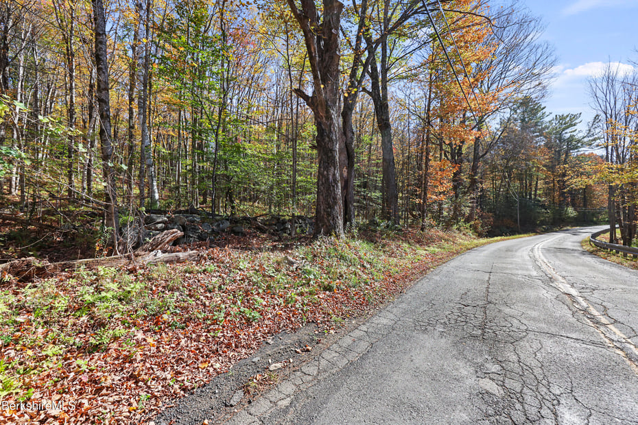 14 & 15 George Schnopp Rd Photo 8