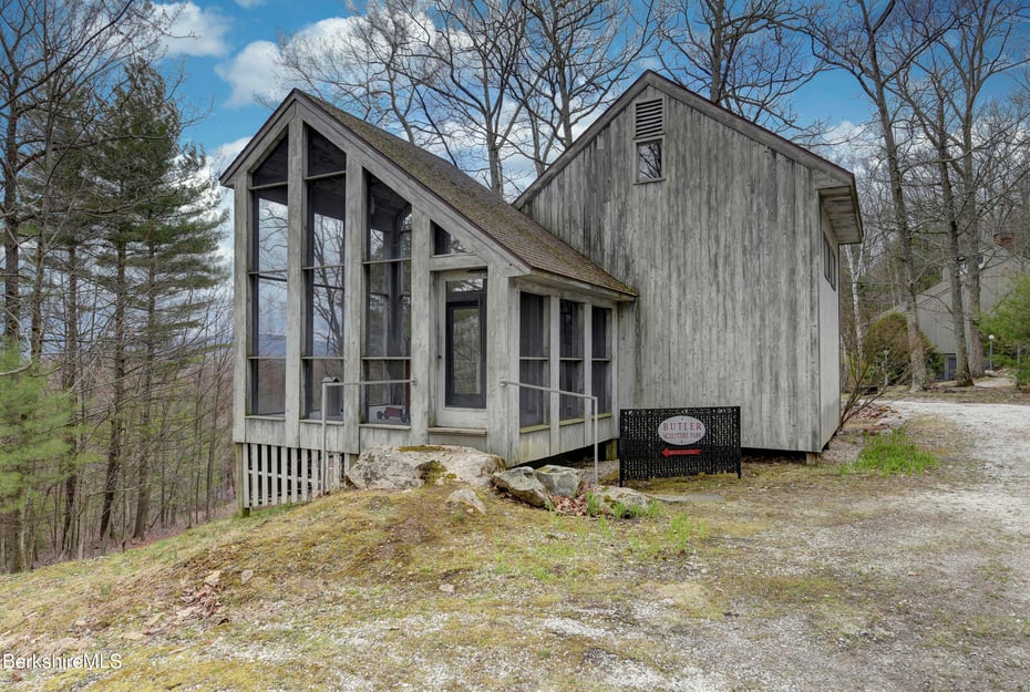 481 Shunpike Rd Photo 13