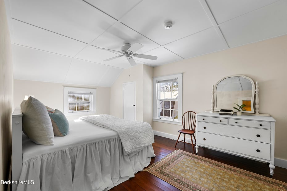 20 Sheffield Egremont Rd Photo 43