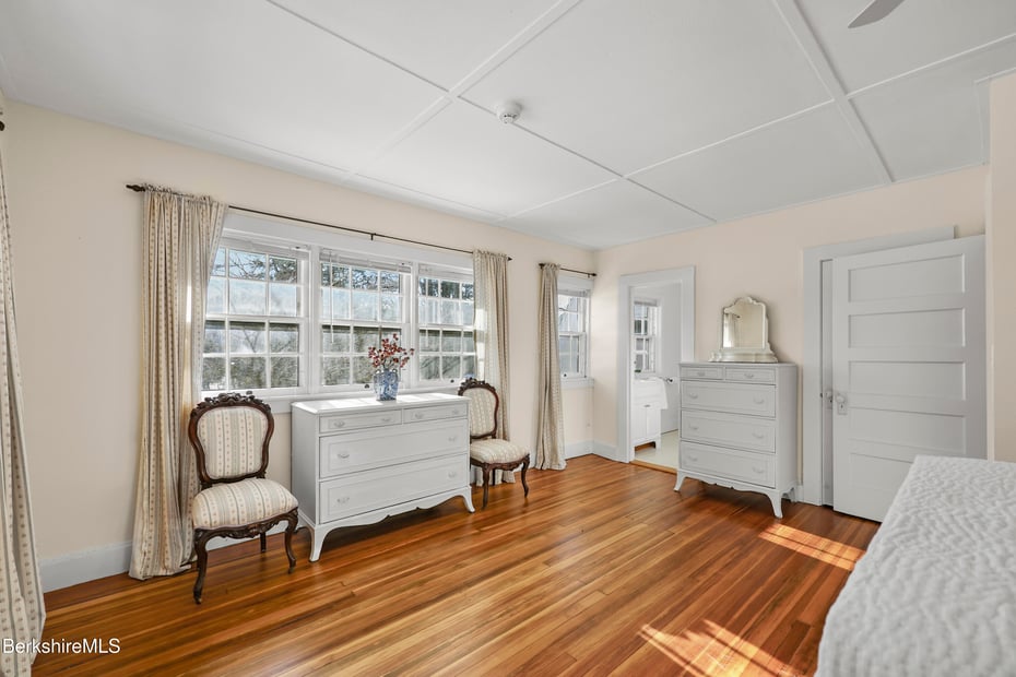 20 Sheffield Egremont Rd Photo 36