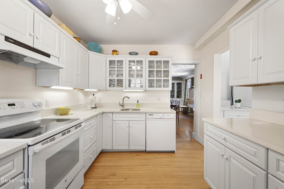 20 Sheffield Egremont Rd Photo 28