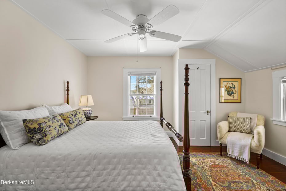 20 Sheffield Egremont Rd Photo 46