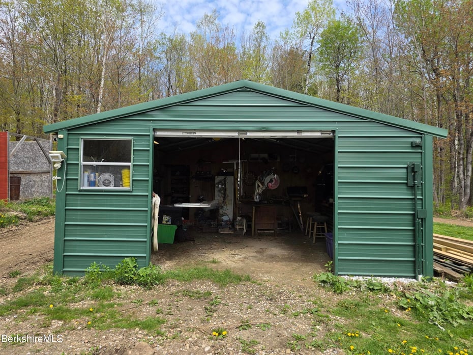 51 Bog Pond Rd Photo 37