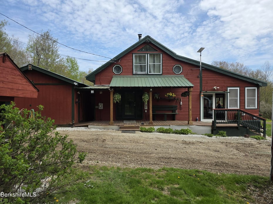 51 Bog Pond Rd Photo 3
