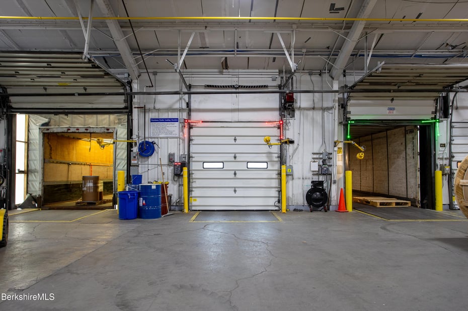 113 Silver St Photo 8