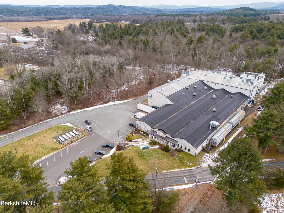 113 Silver St Photo 5