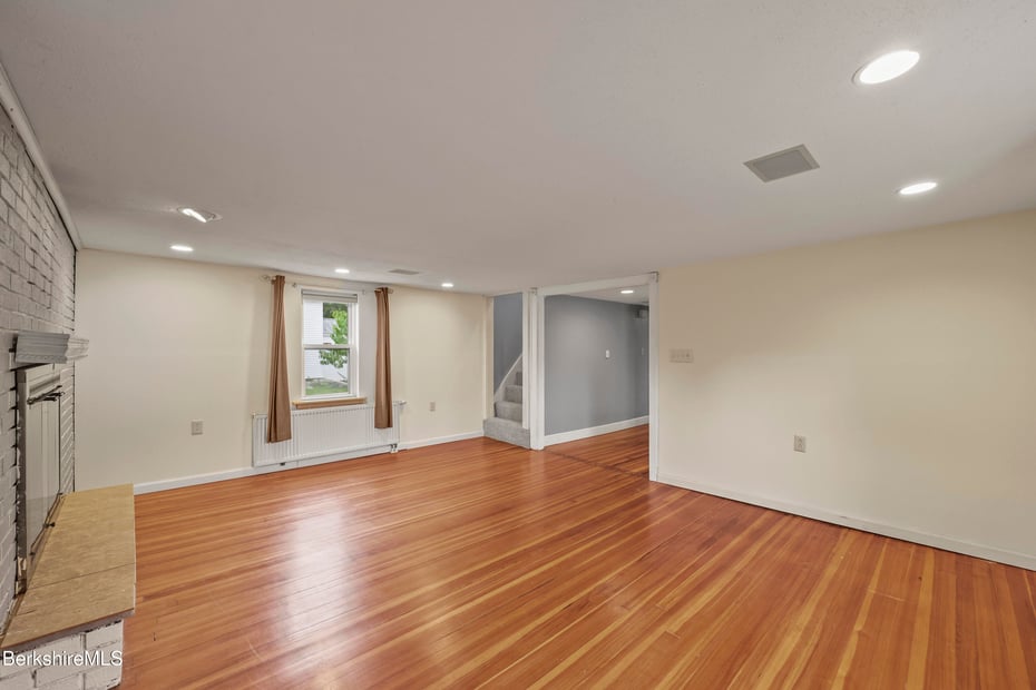 2801 State Rd Photo 7