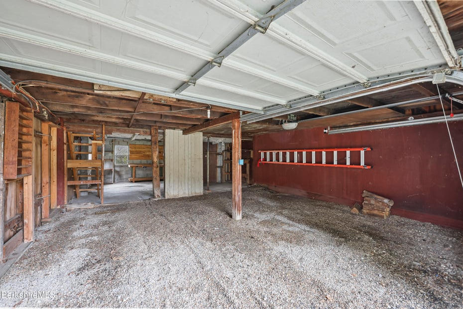 2801 State Rd Photo 45