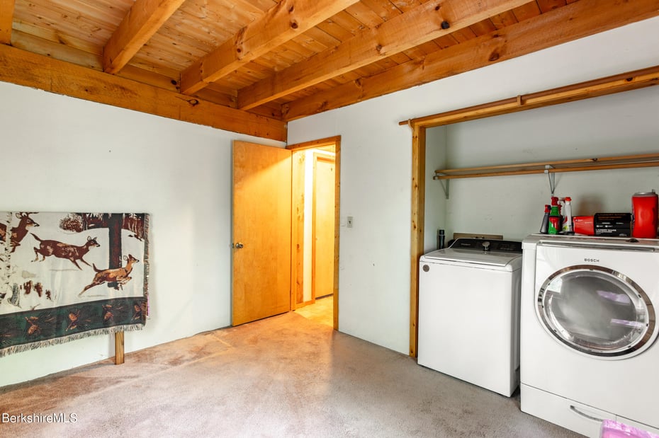 48 Canterbury Ln Photo 20