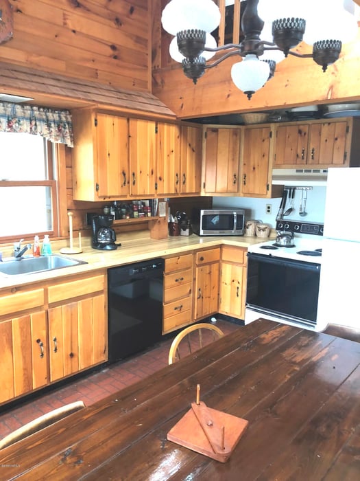 48 Canterbury Ln Photo 28