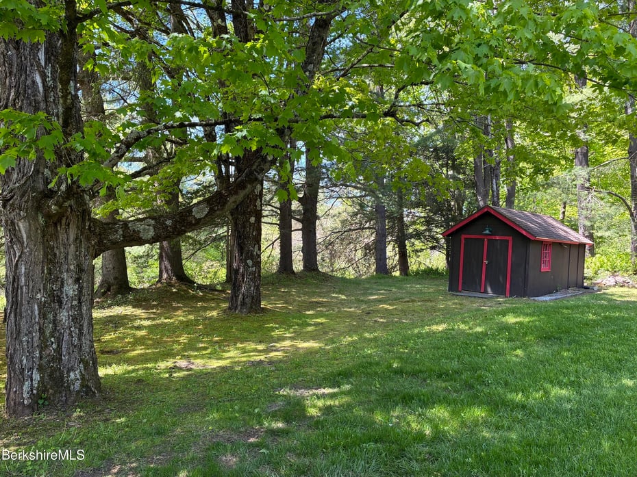 137 East Rd Photo 32